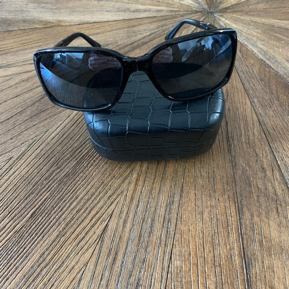 Lori Greiner fashion folding sunglasses